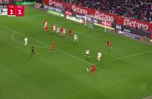 Miniatura wideo Olise wprost na głowę Kane'a! FCA vs FCB (1-2)