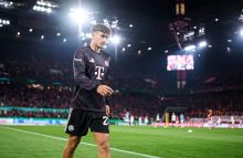 Z kadry na ławkę rezerwowych. Mundialowy sen Toma Bischofa zagrożony