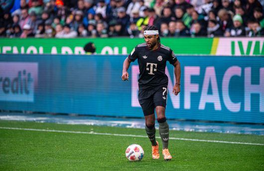 Nowy kontrakt dla Gnabry'ego coraz pewniejszy